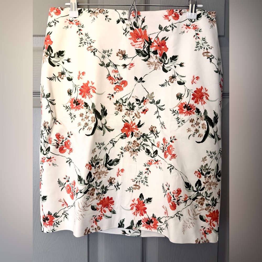 NWT Ann Taylor Petite Cotton A-Line Floral Skirt
